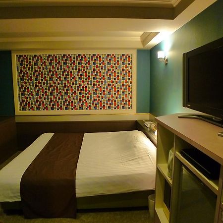 Hotel Golf III Atsugi (Adults Only) Екстериор снимка