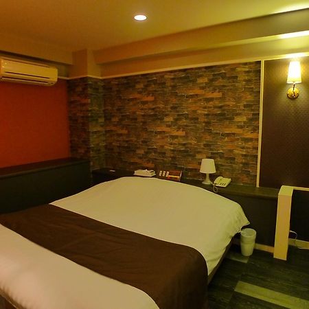 Hotel Golf III Atsugi (Adults Only) Екстериор снимка