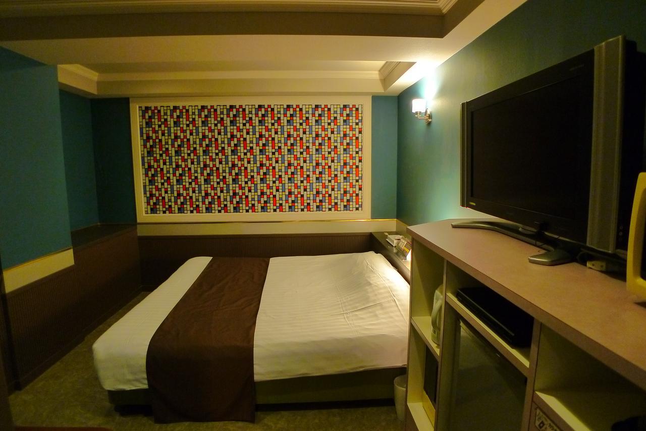 Hotel Golf III Atsugi (Adults Only) Екстериор снимка