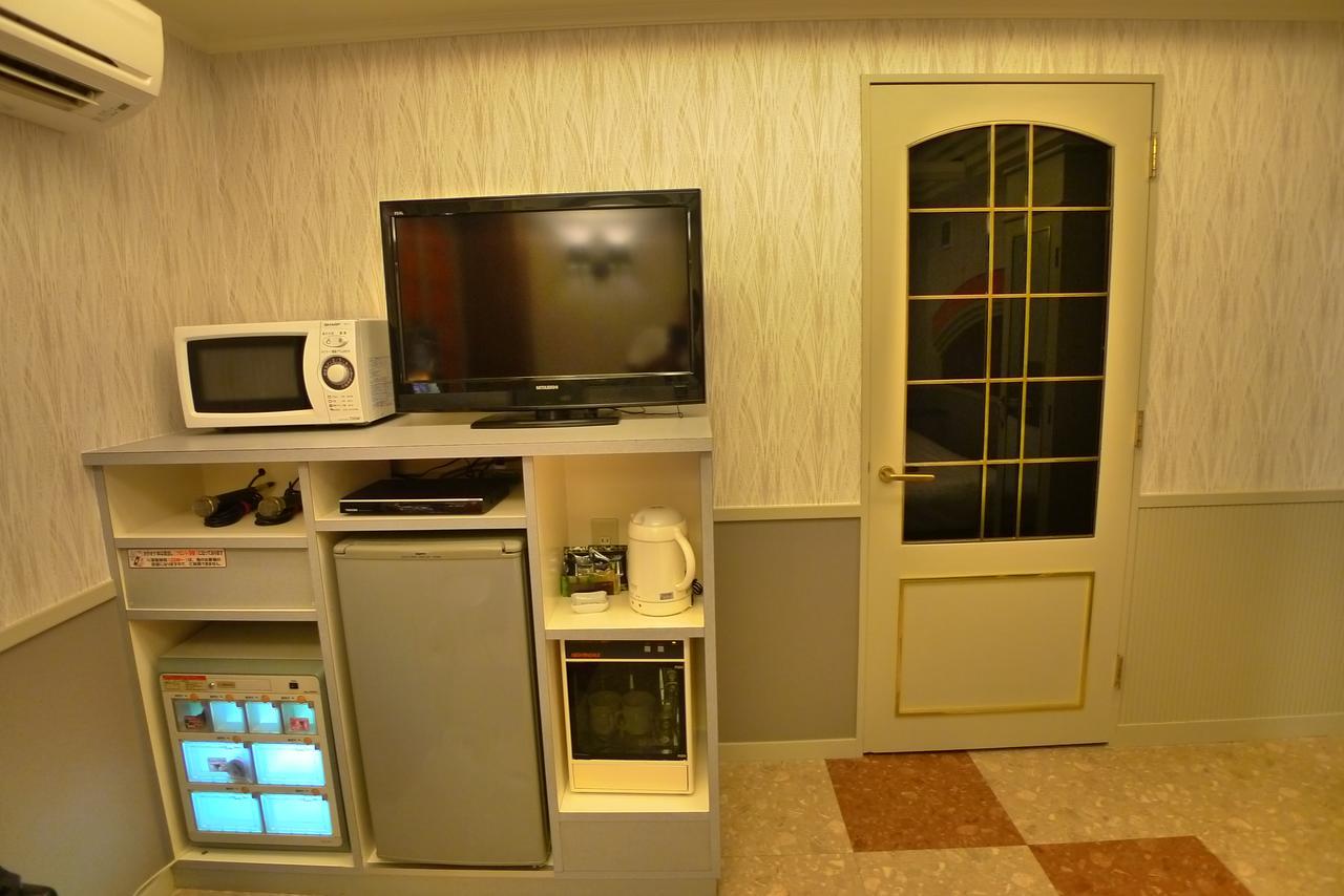 Hotel Golf III Atsugi (Adults Only) Екстериор снимка
