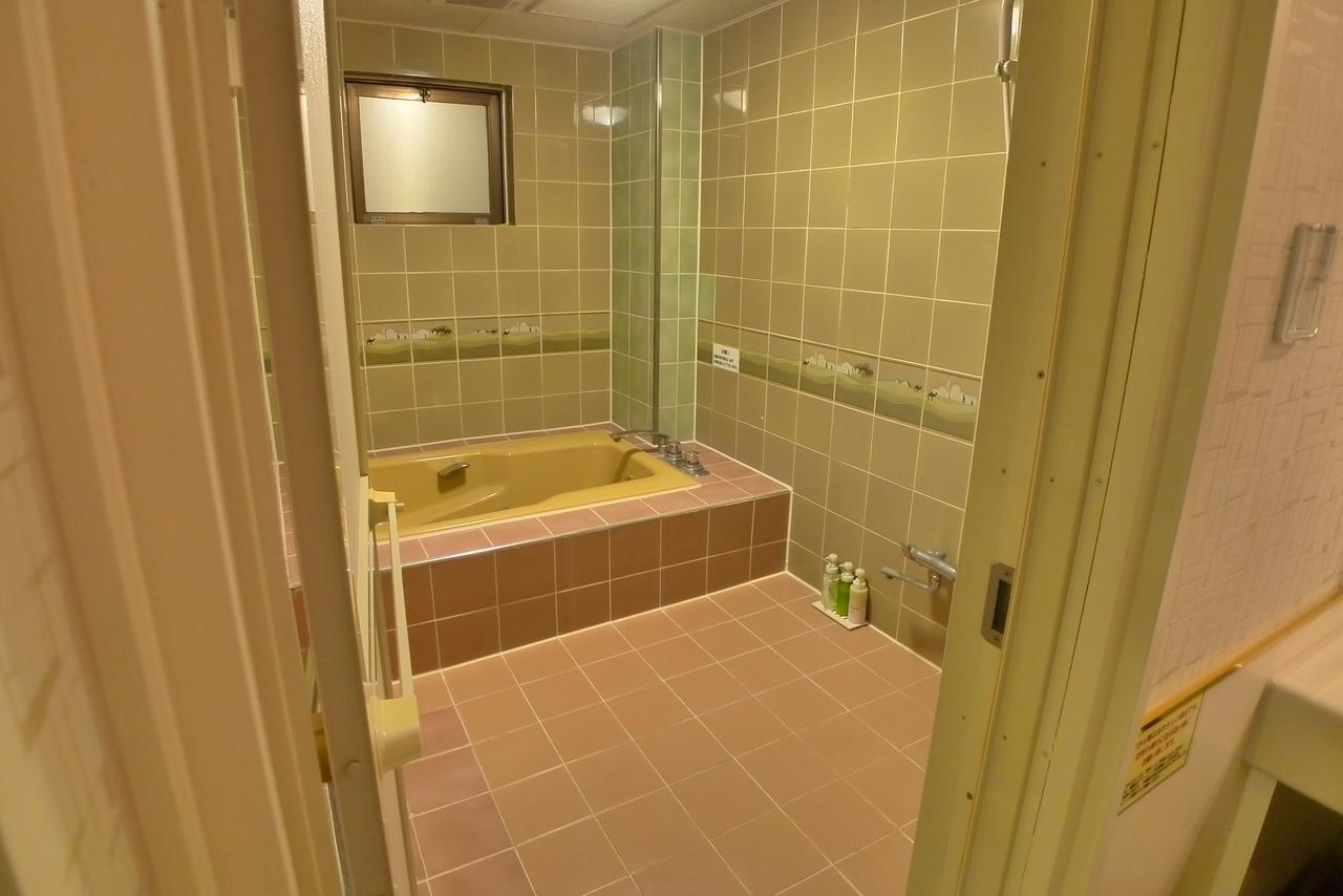 Hotel Golf III Atsugi (Adults Only) Екстериор снимка