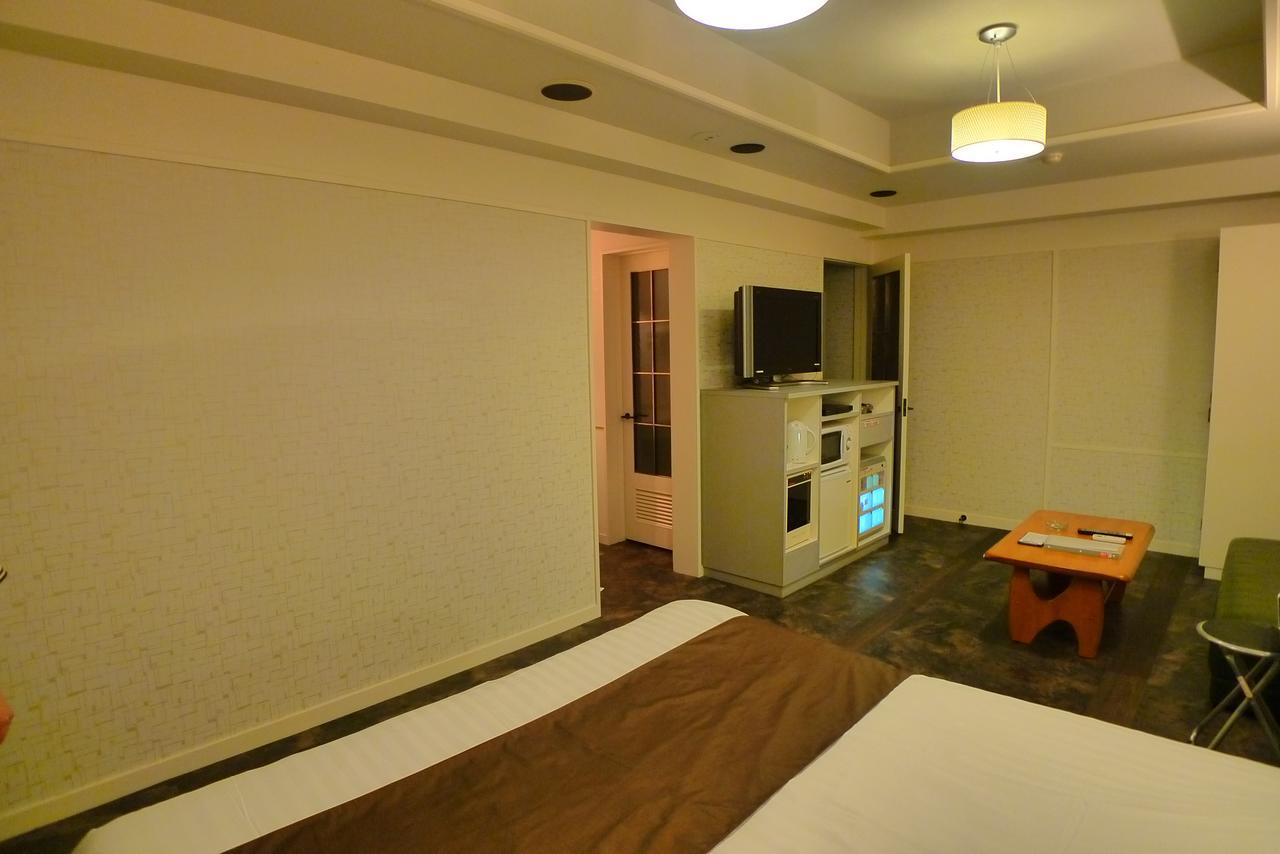 Hotel Golf III Atsugi (Adults Only) Екстериор снимка