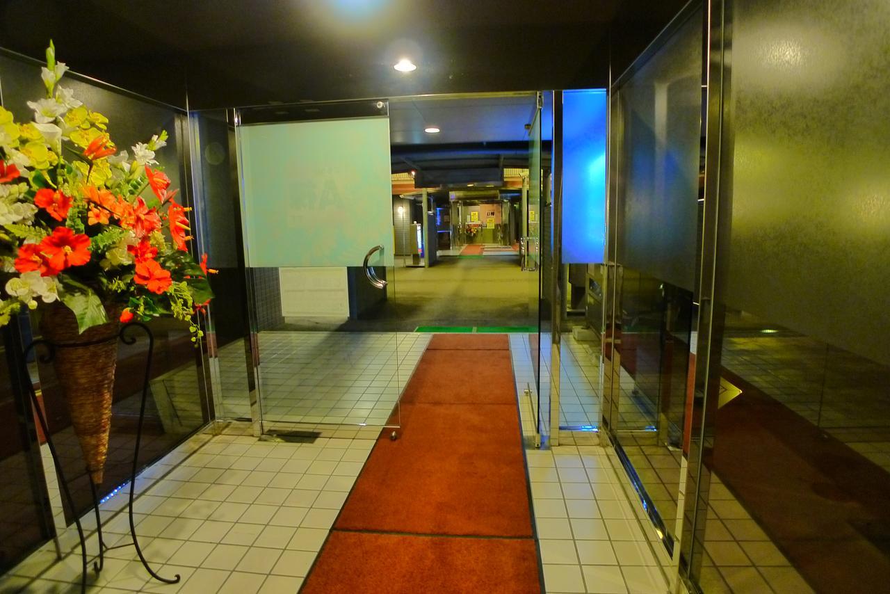 Hotel Golf III Atsugi (Adults Only) Екстериор снимка