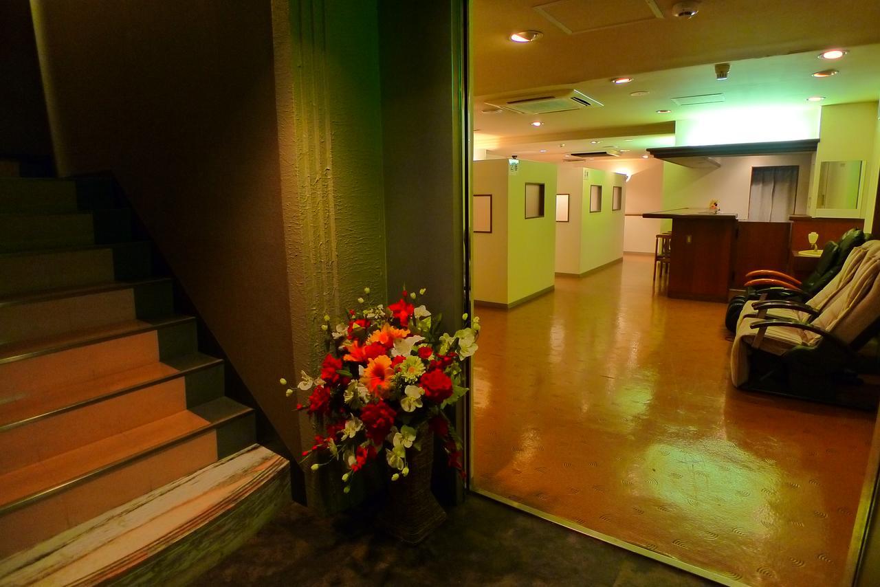 Hotel Golf III Atsugi (Adults Only) Екстериор снимка