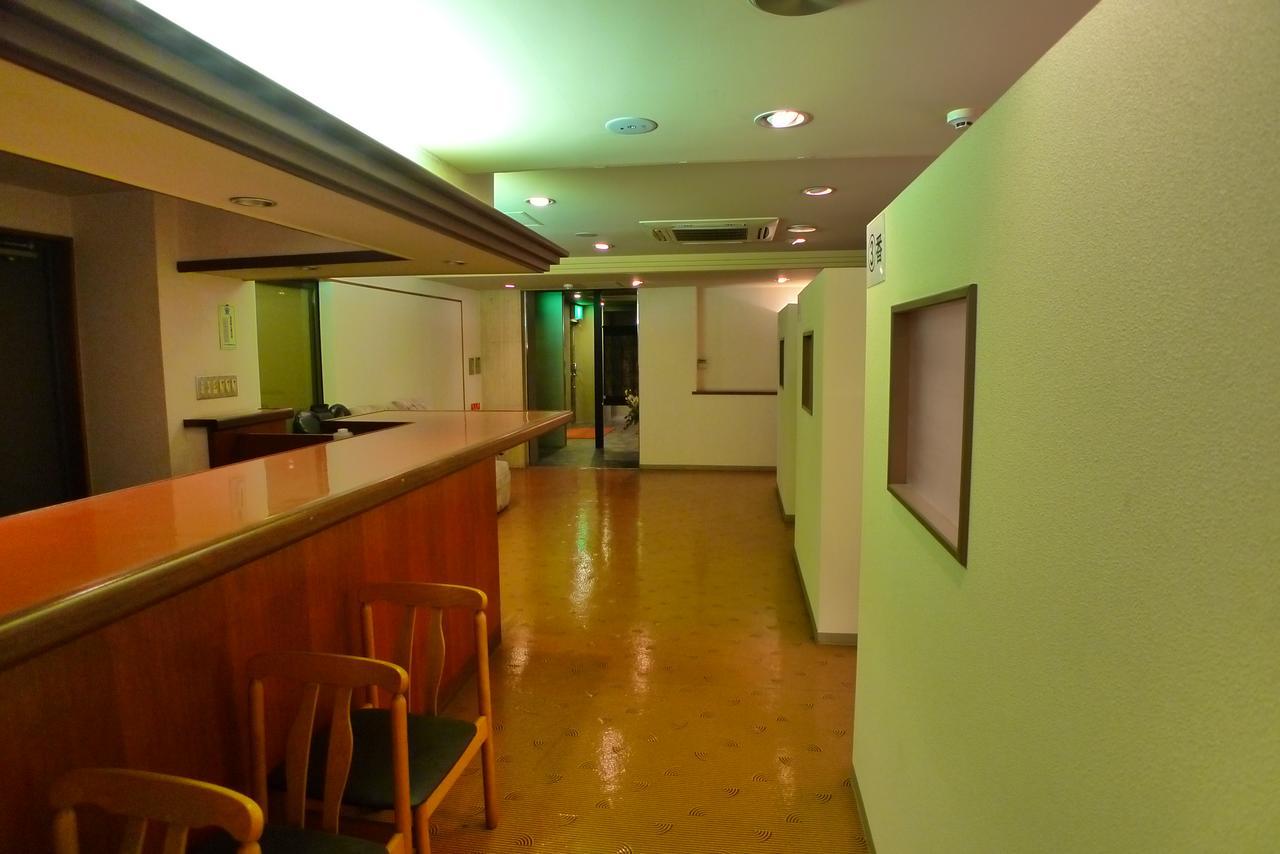 Hotel Golf III Atsugi (Adults Only) Екстериор снимка