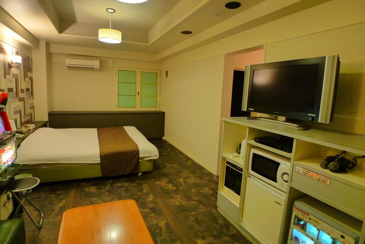 Hotel Golf III Atsugi (Adults Only) Екстериор снимка